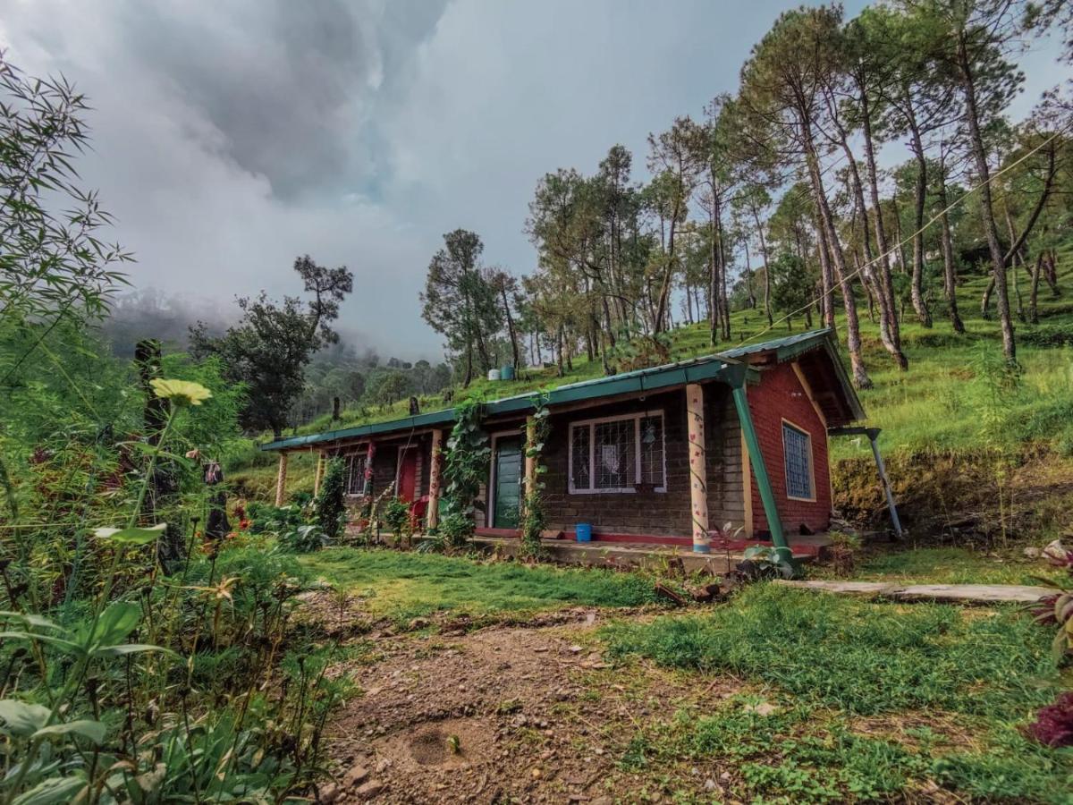 Zenoaks Homestay Almora Exterior photo
