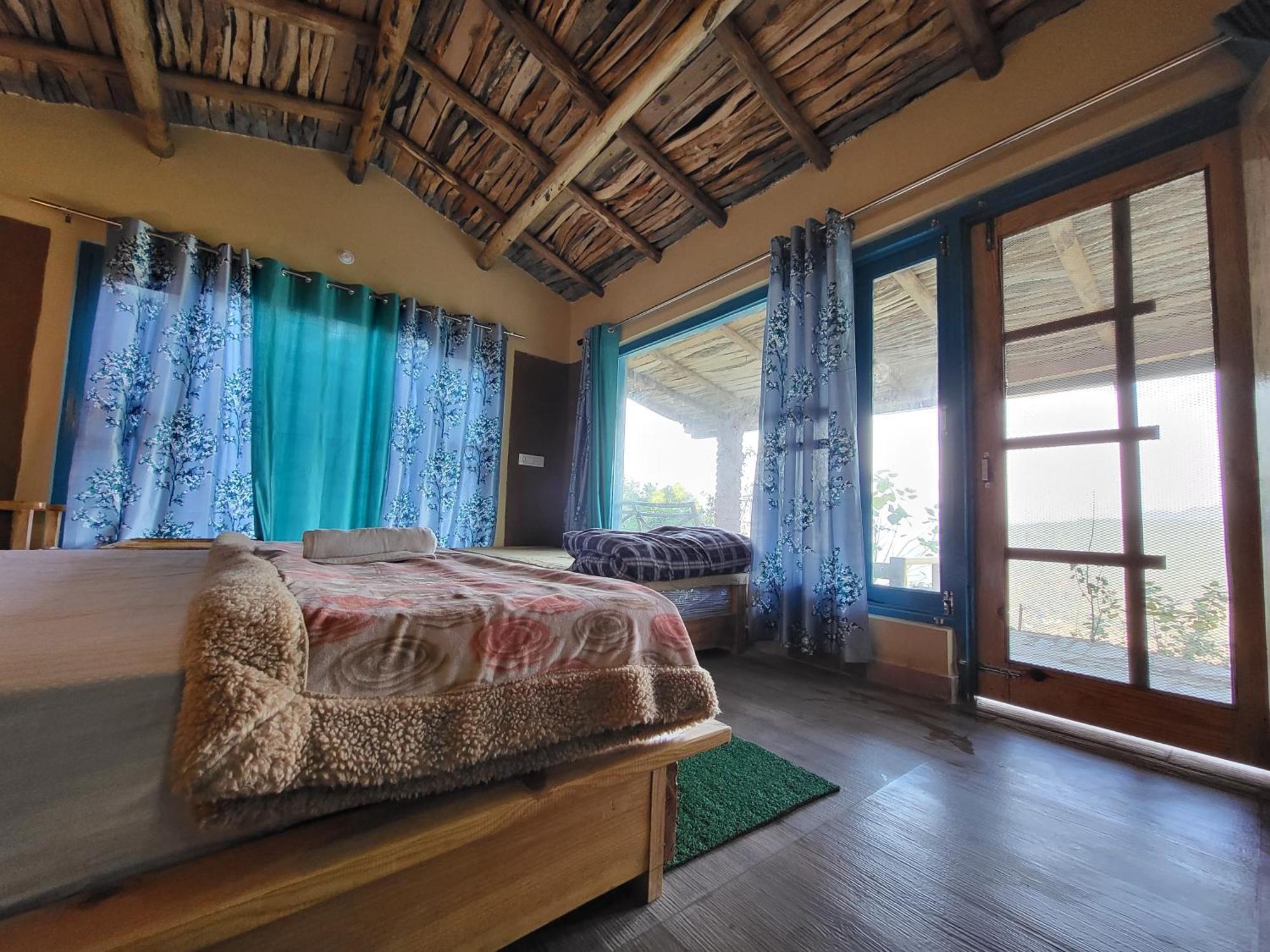 Zenoaks Homestay Almora Exterior photo