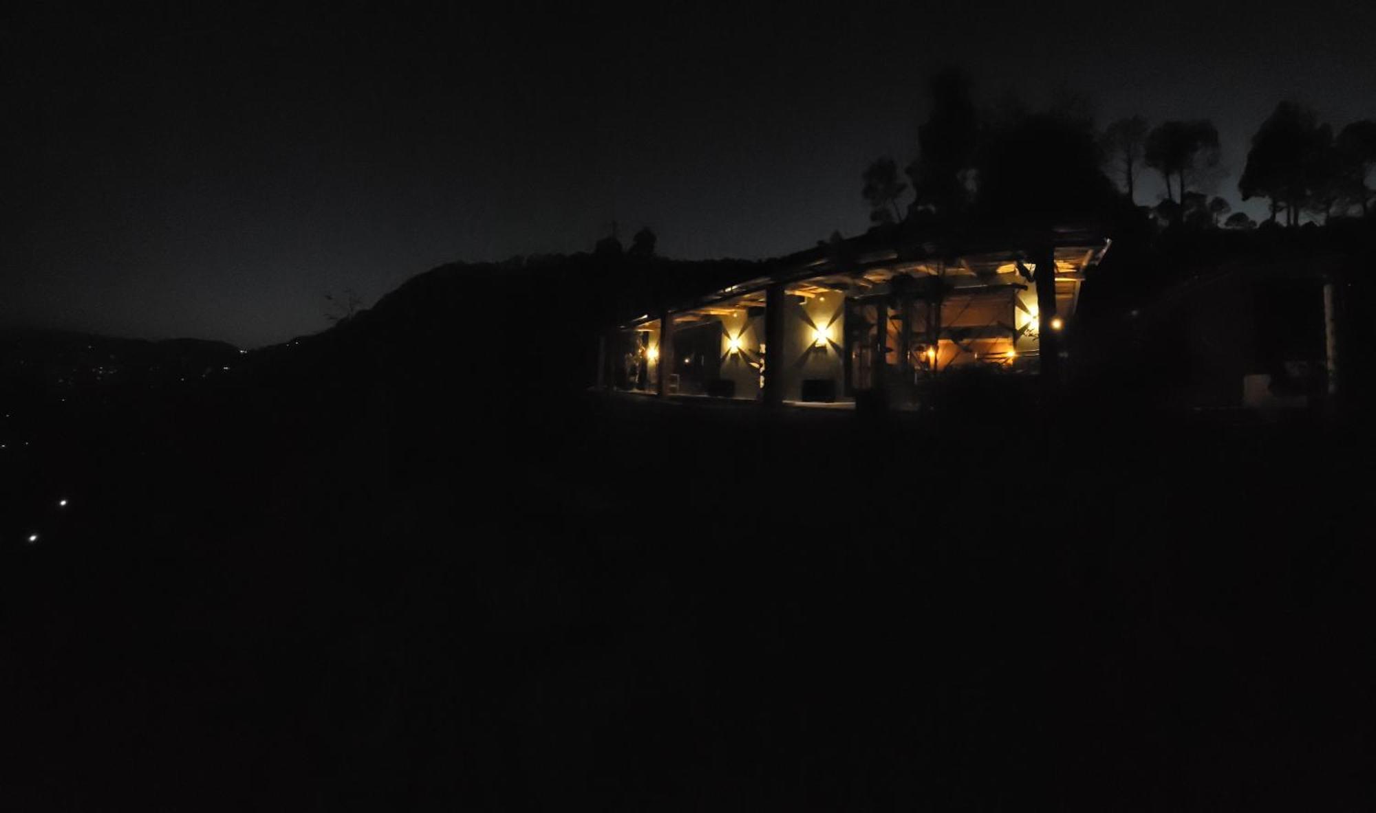 Zenoaks Homestay Almora Exterior photo