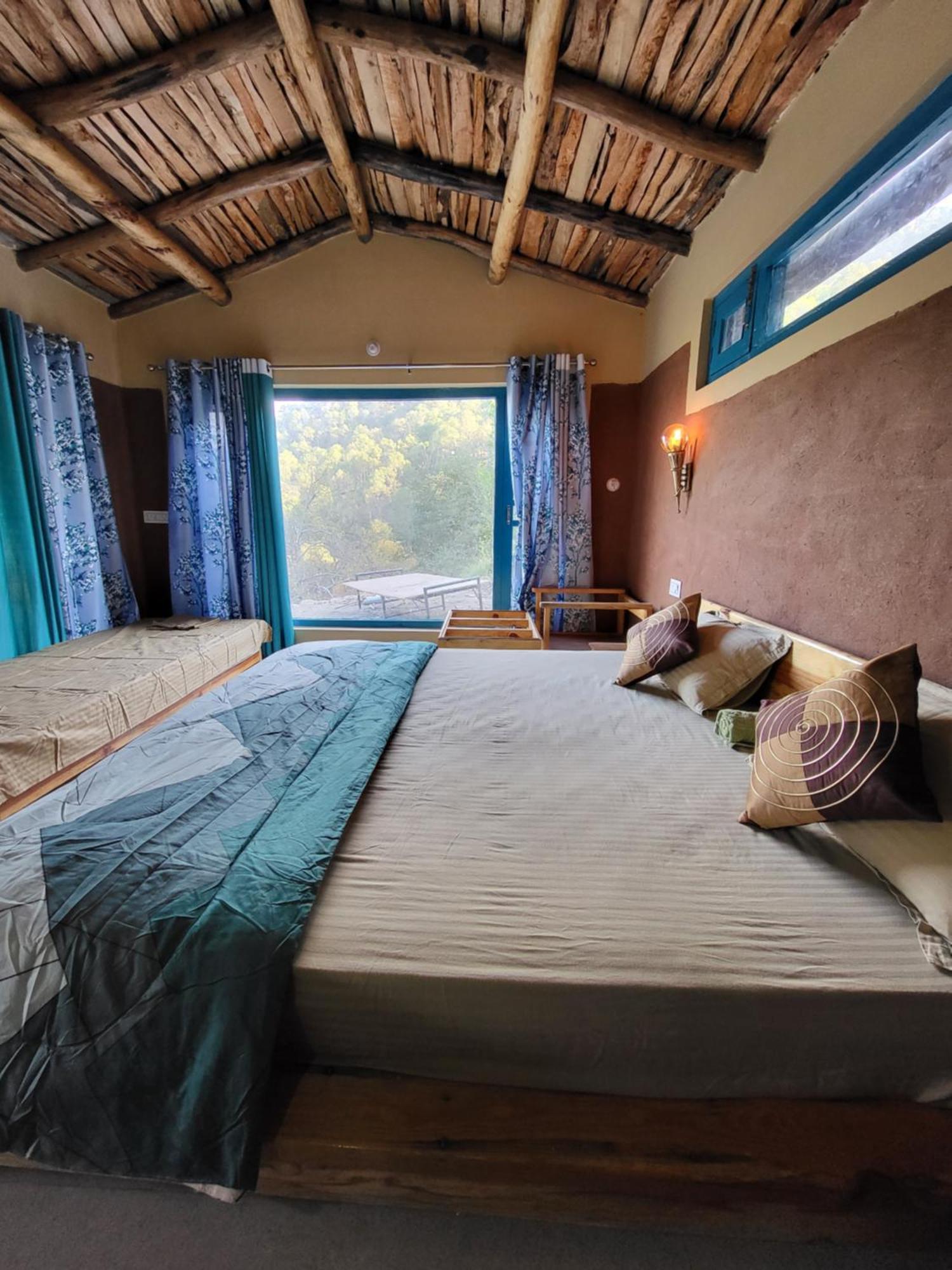 Zenoaks Homestay Almora Exterior photo